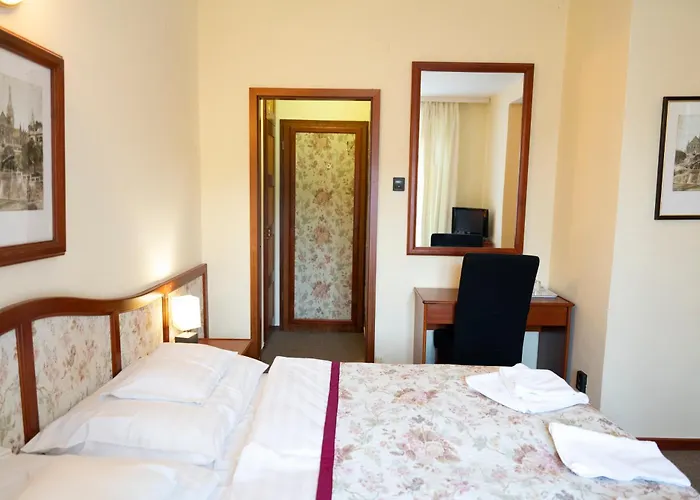 Hotel Bobbio 3*