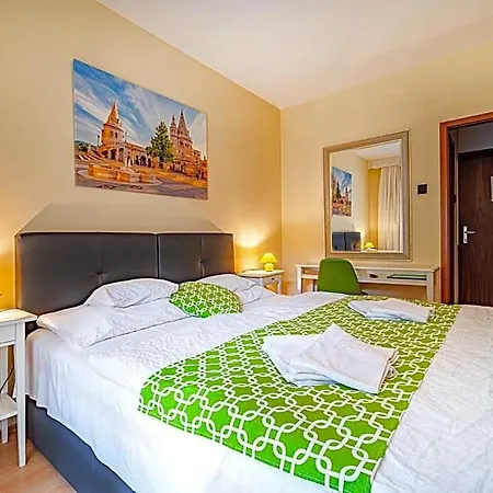 Bobbio Budapest
