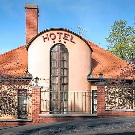 Szálloda Bobbio 3*