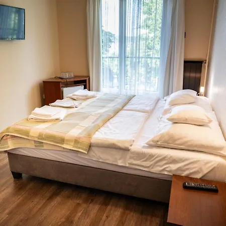 博比奥酒店 酒店