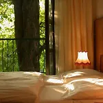 보비오 호텔 3*